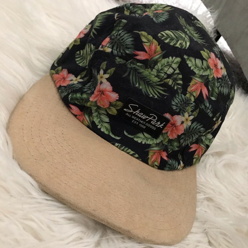 Shaw park tropical hat